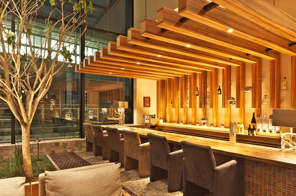 Hotel Lounge
