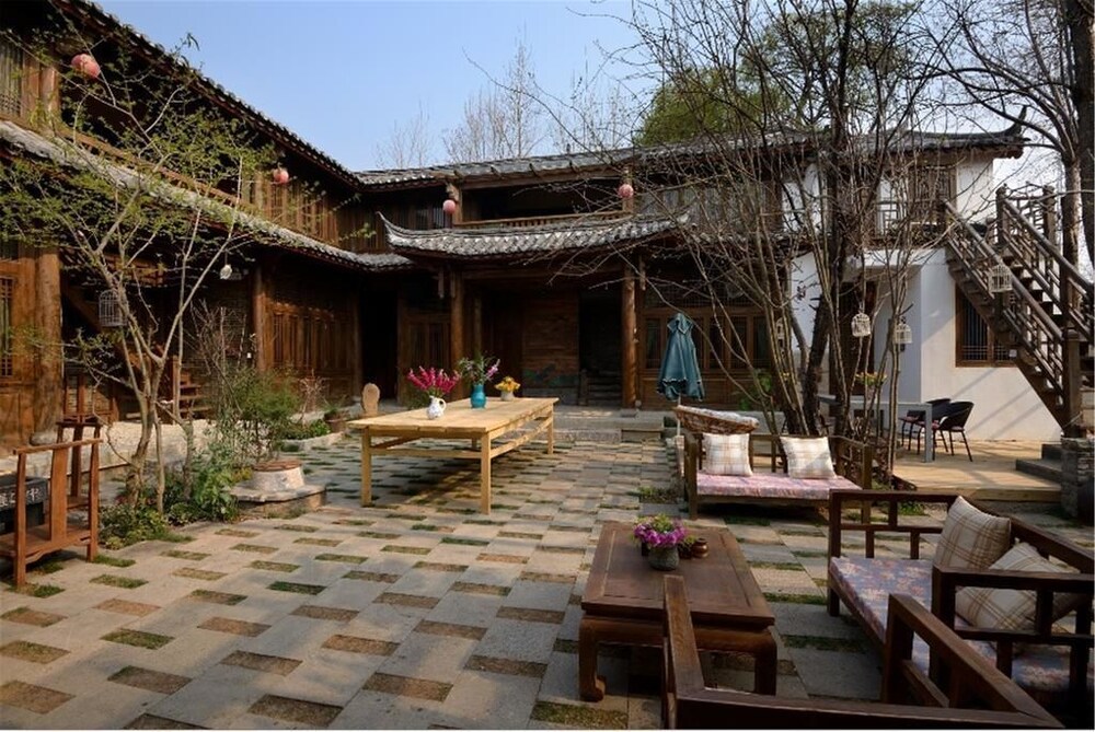 Courtyard View