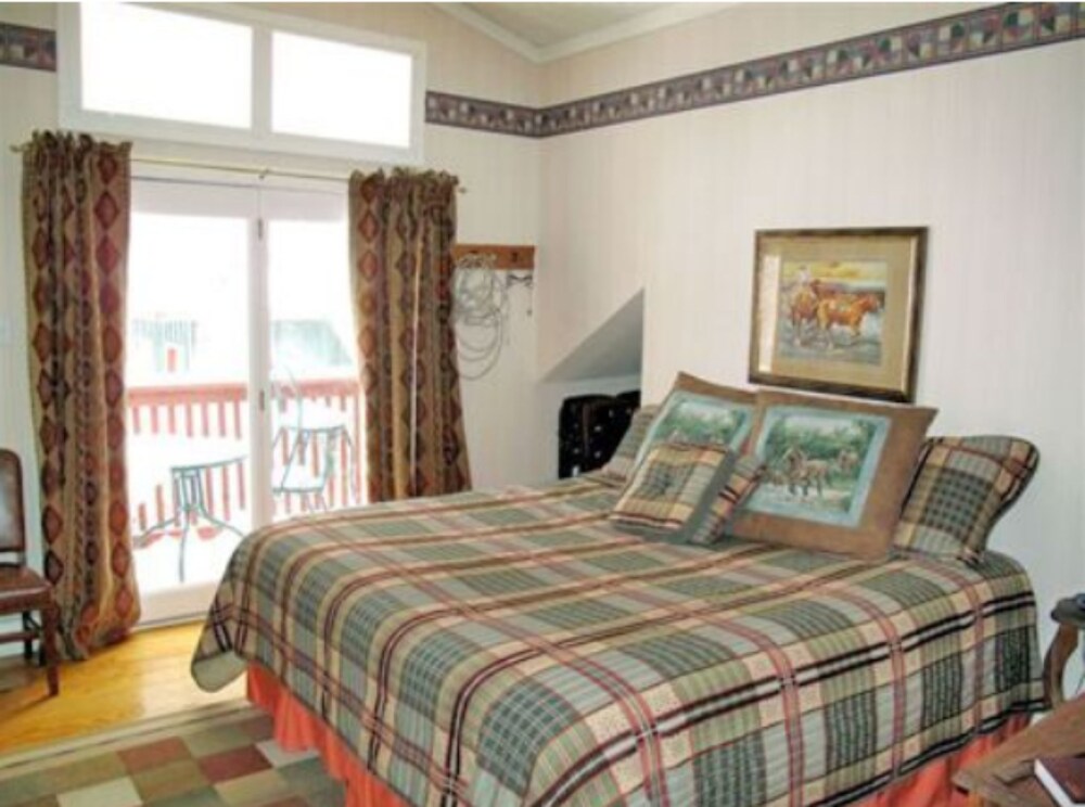 Guestroom