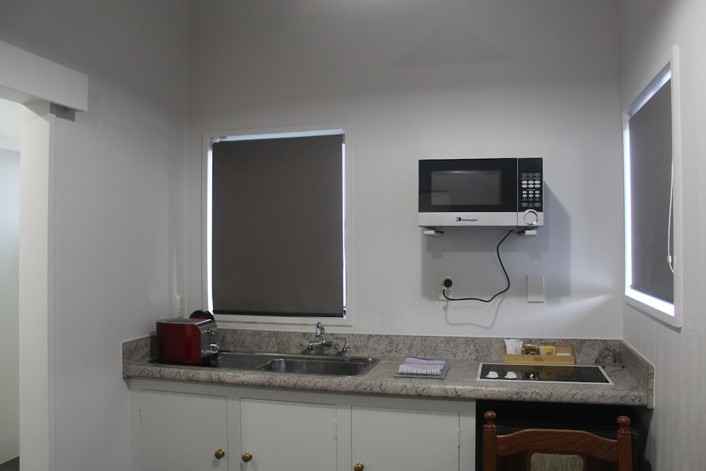 Studio - In-Room Kitchenette