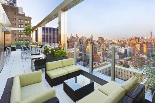 Fairfield Inn & Suites New York Midtown Manhattan/Penn Station