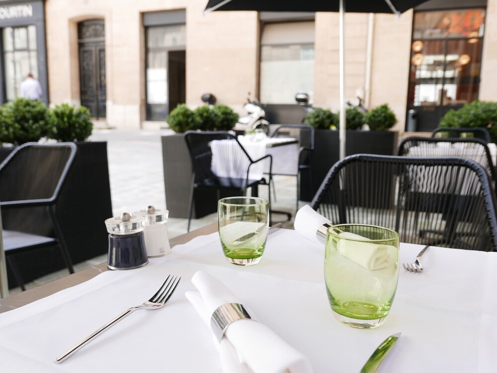 Restaurant, Grand Hotel du Palais Royal