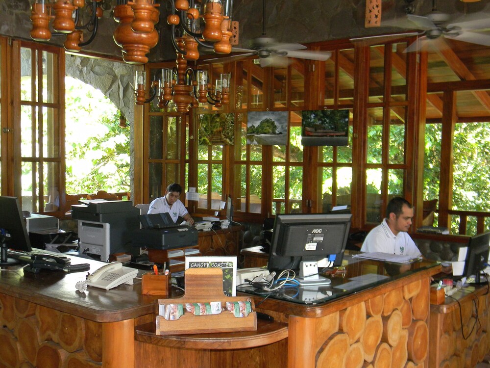 Check-in/Check-out Kiosk