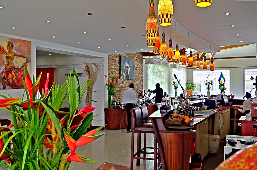 Hotel Bar