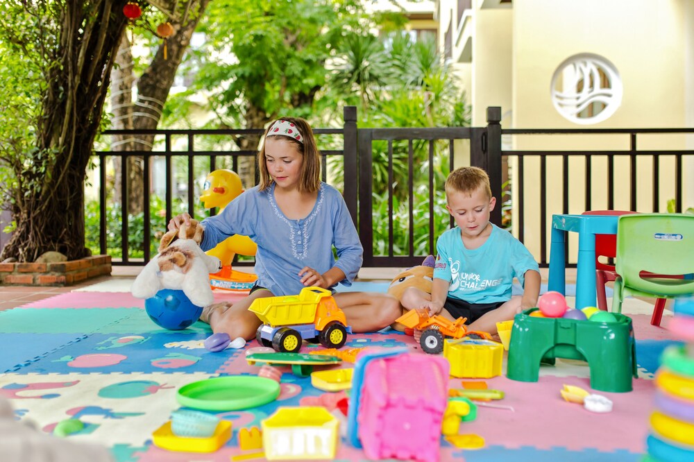 Childrens Play Area - Outdoor