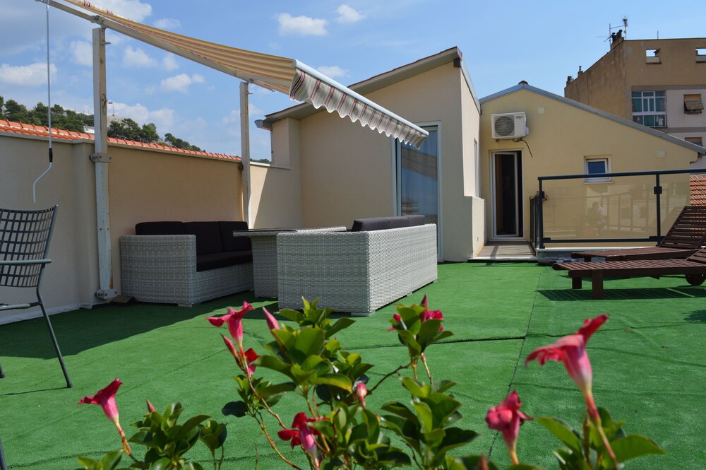 ห้องพัก (เพนท์เฮาส์, 1 ห้องนอน, ระเบียง (Apartment with castle view))