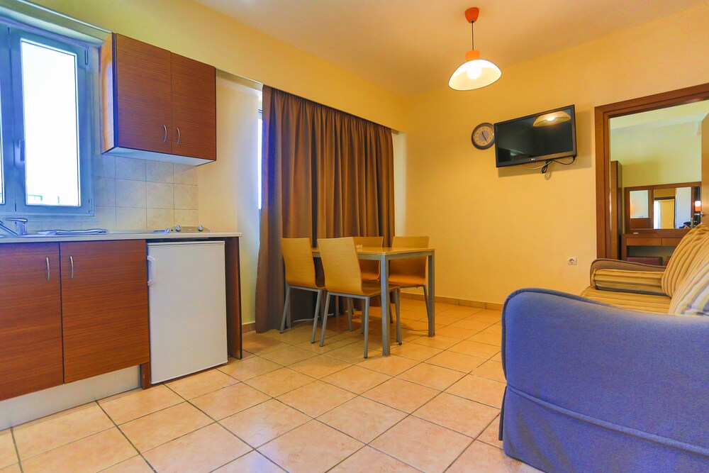Apartment, 1 Bedroom - Guestroom