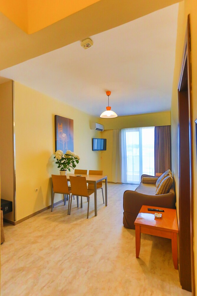 Apartment, 1 Bedroom - Guestroom