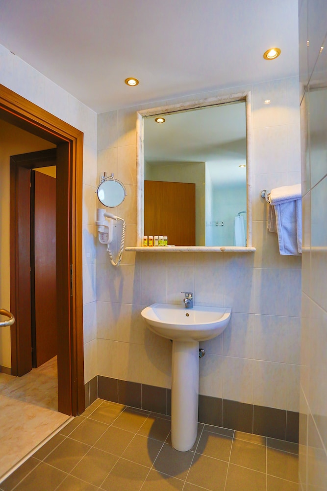 Apartment, 1 Bedroom - Bathroom