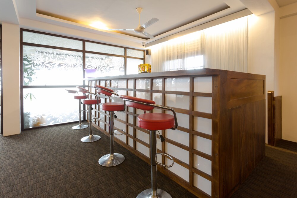 Hotel Bar