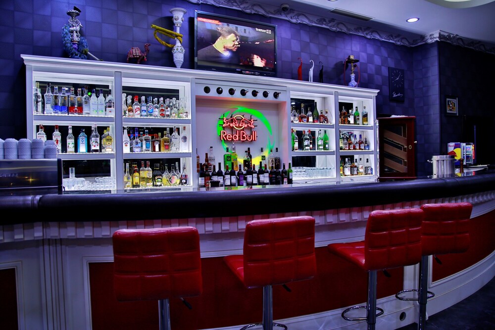 Hotel Bar