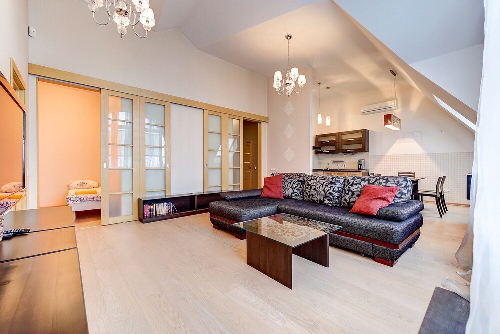 Apartment, 2 Bedrooms - Featured Image
