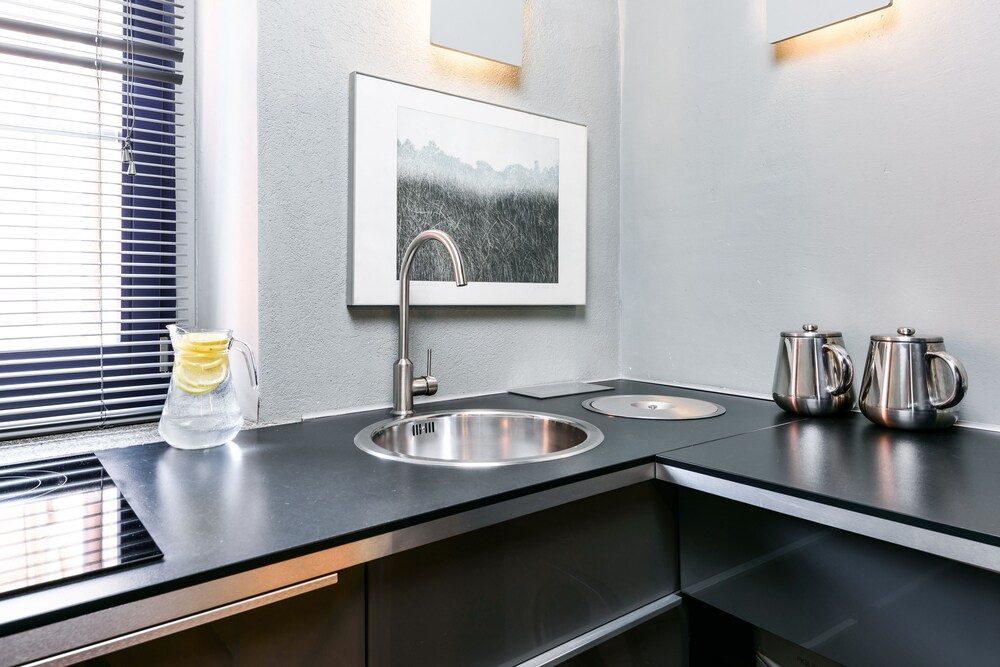 Deluxe Studio Suite (Unique, Rynek 53/55) - Guestroom