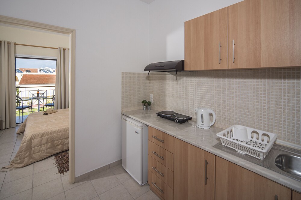 Apartment, 1 Bedroom, Kitchen - In-Room Kitchen