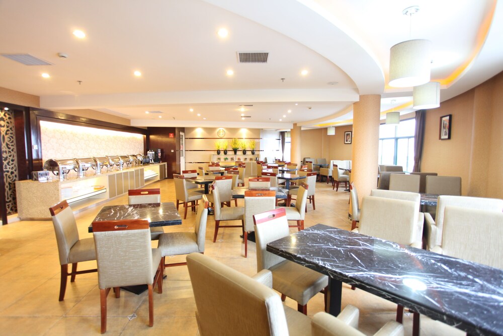 Food Court