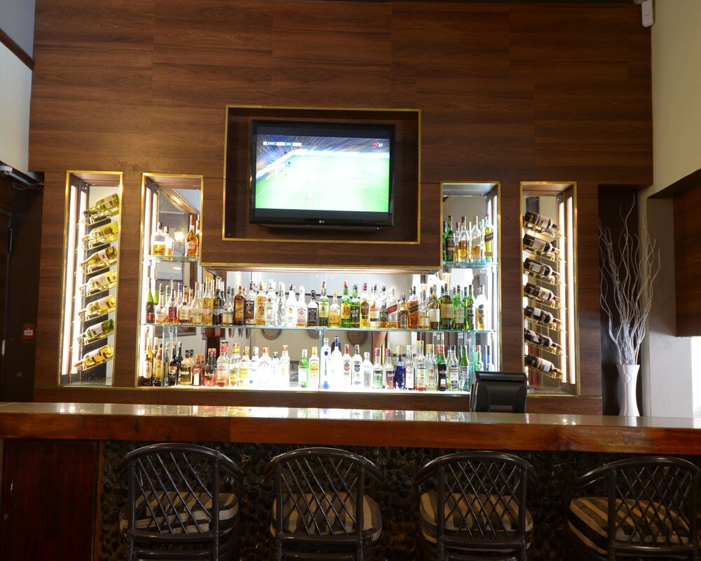 Hotel Bar