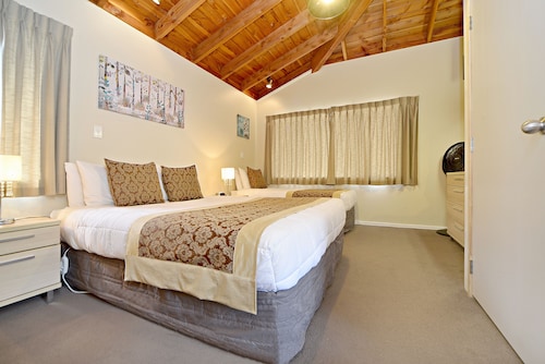 Takapuna Motor Lodge