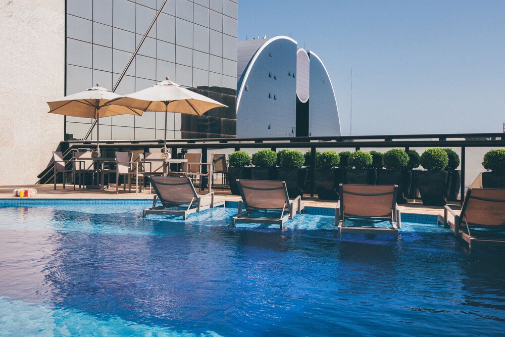 Piscina no terraço