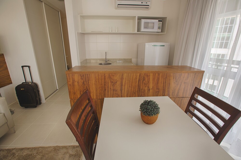 Cozinha americana (no quarto)