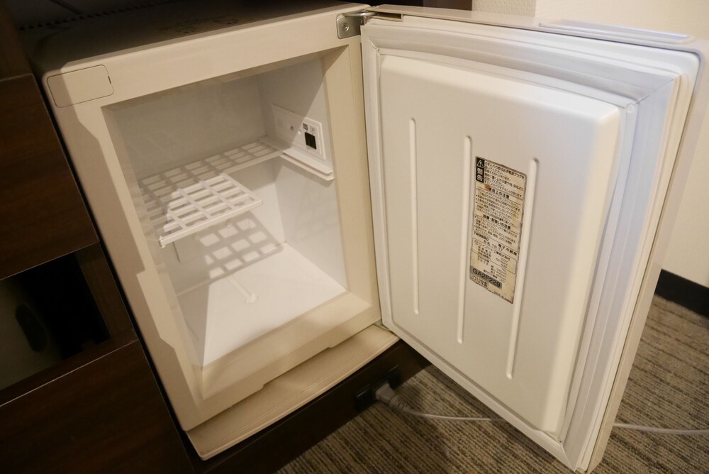 Mini-Refrigerator