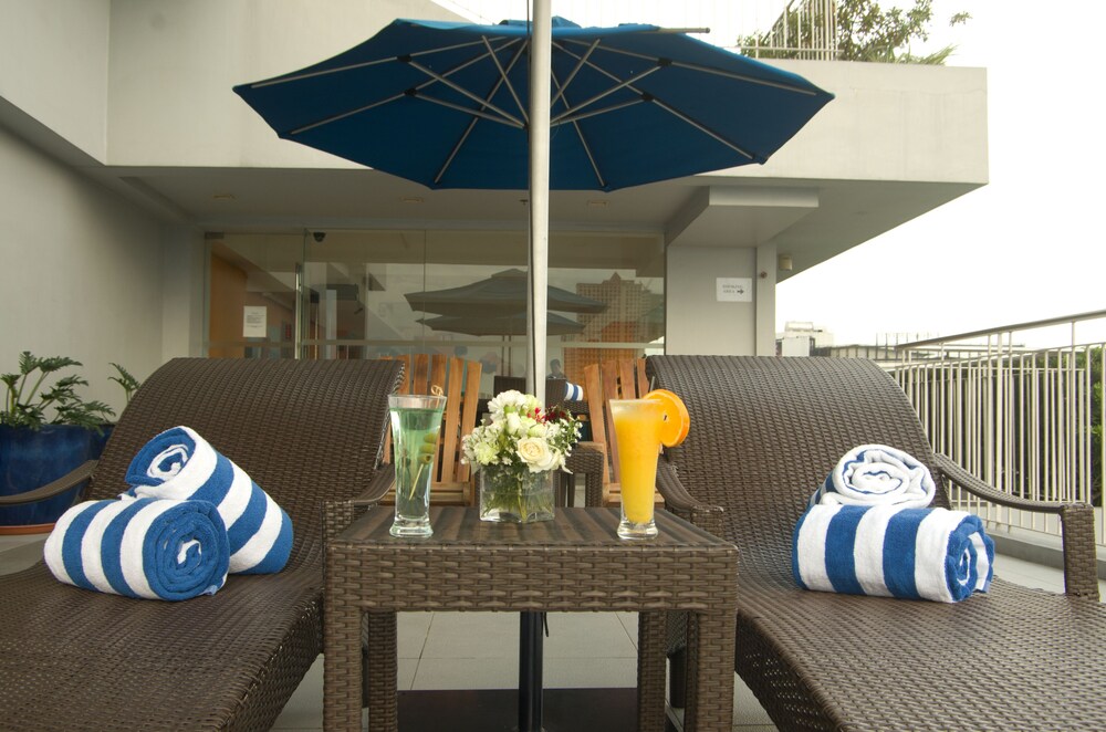 Sundeck