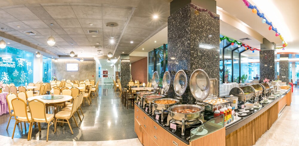 Food Court