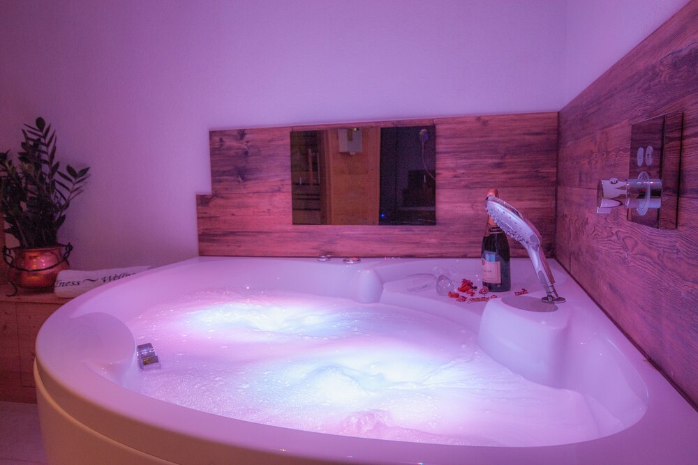 Jetted Tub