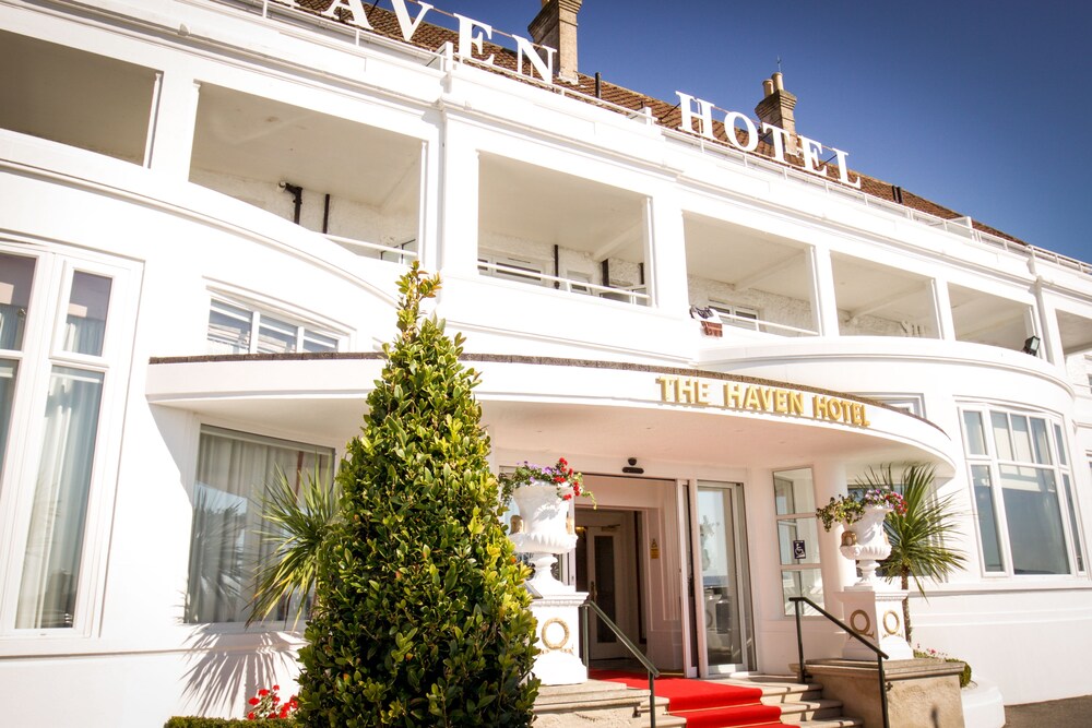 Hotel Front