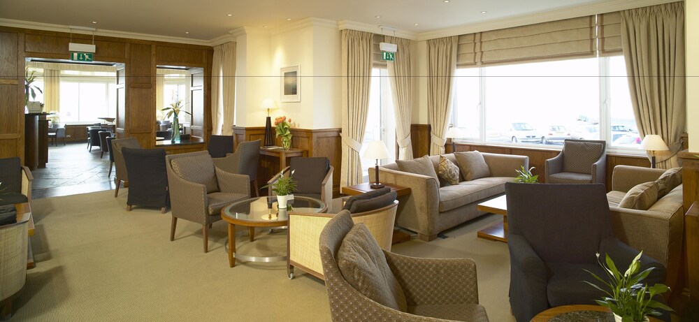 Executive Lounge
