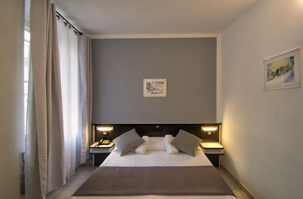 Guestroom View