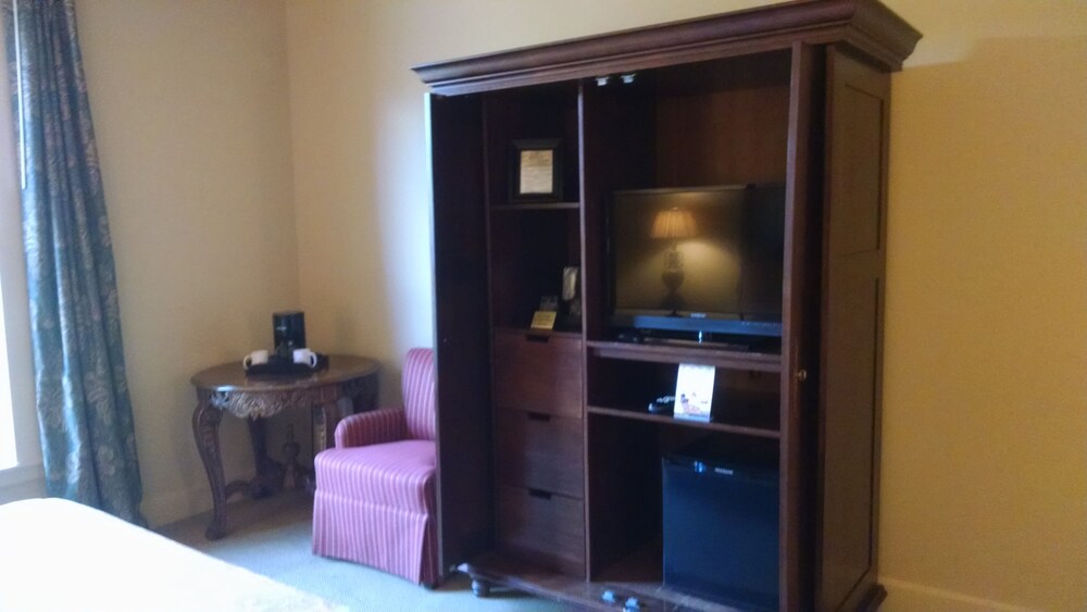 Guestroom View