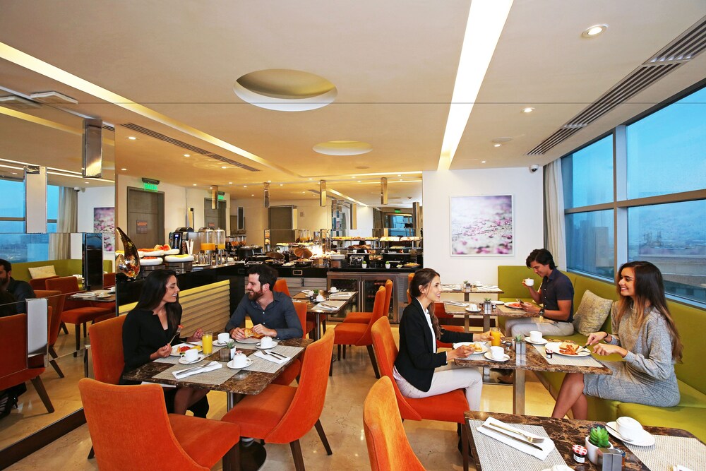 Executive Lounge