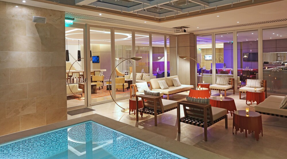 Hotel Lounge