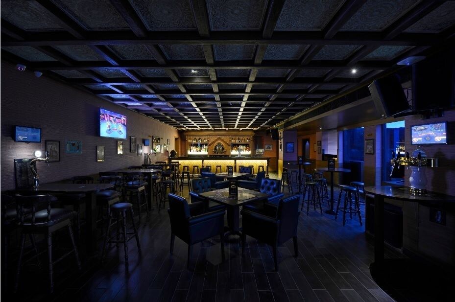 Hotel Lounge