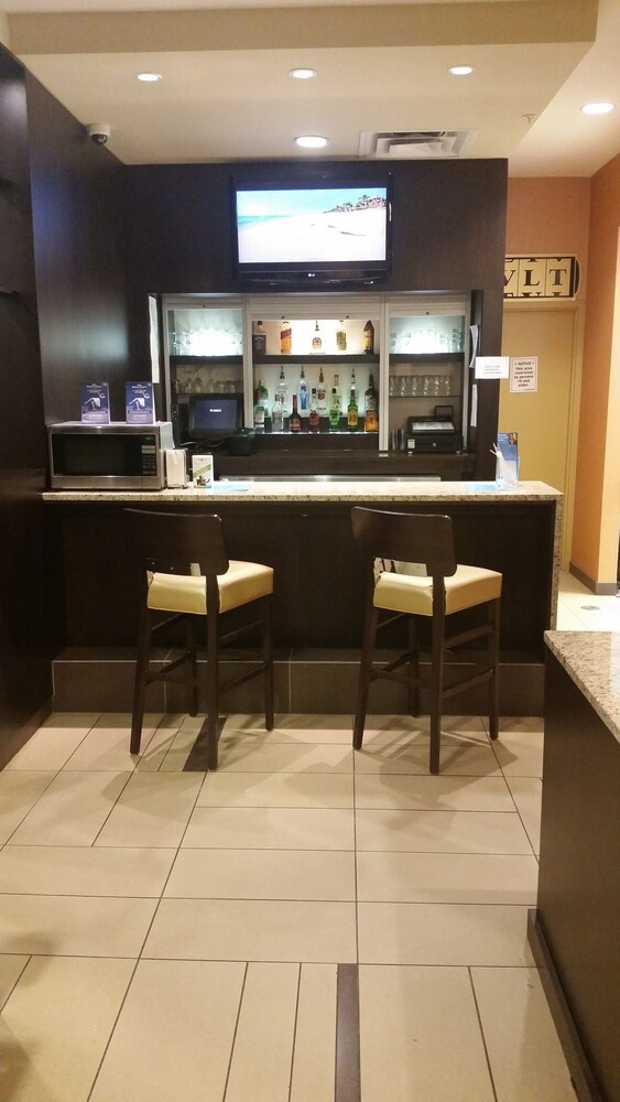 Hotel Bar