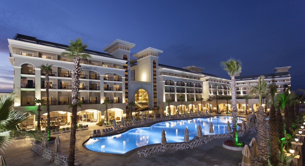 Hotel Front - Evening/Night