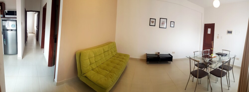 Apartment, 2 Bedrooms (Plus) - Living Room