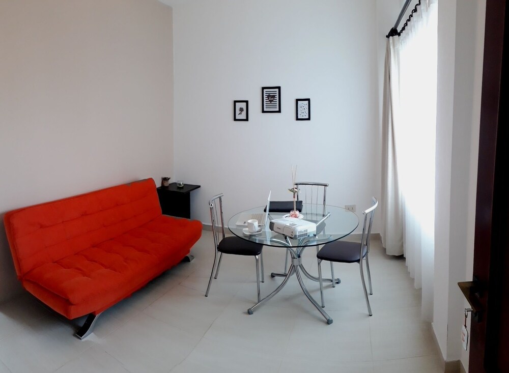 Apartment, 2 Single Beds (Plus) - Living Room