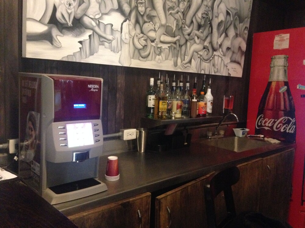 Hotel Bar