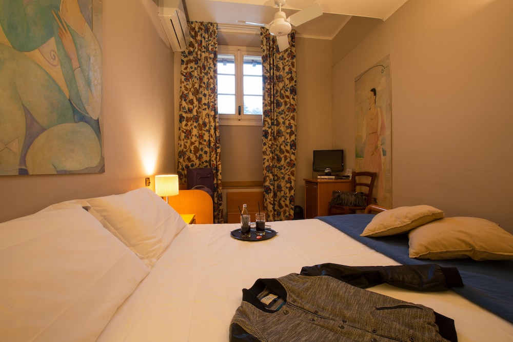 Guestroom View