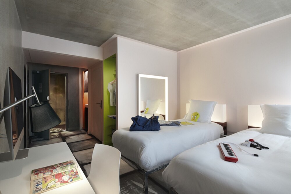 Guestroom
