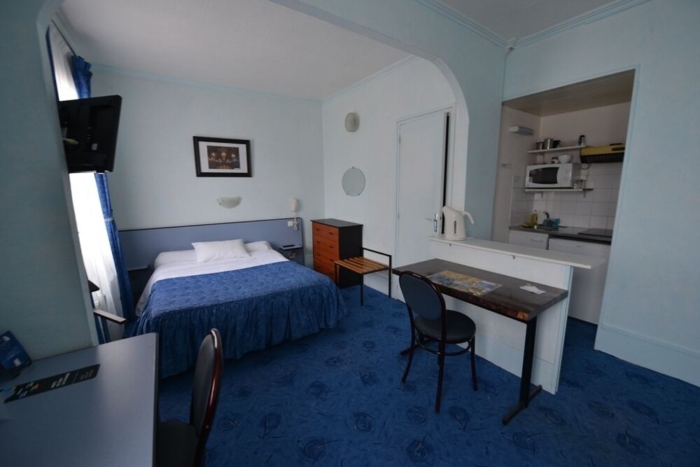 Guestroom