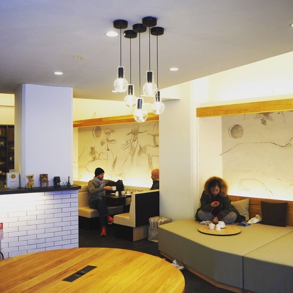 Cafe