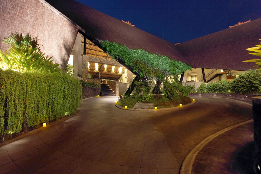 Hotel Entrance