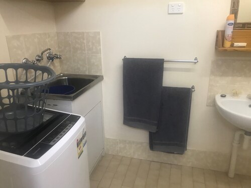 Unit in Hartog Cres - Denham, Shark Bay