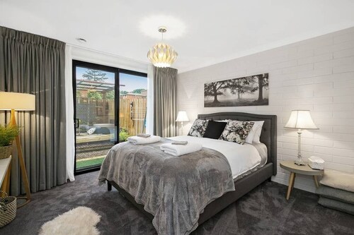 The Snug Premium 1BR Self Contained Apartment
