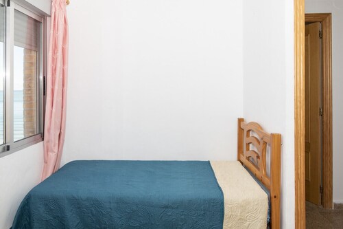 Apartamento en primera linea de playa con piscina
