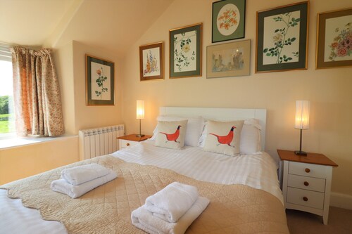 Merewood Cottages - tranquil convenience near Windermere, Ambleside, Troutbeck