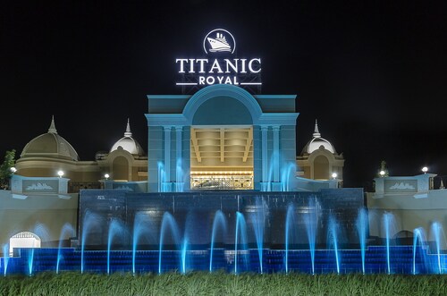 Titanic Royal Resort