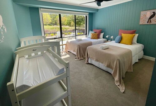Luxury Home on 7 Stunning Acres with Tennis Court and Glamping